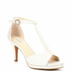 Coupon 👍 Alex Marie Leneta Pearl Embellished T-Strap 🩴 Sandals Black 🤩 19 Coupon 👍 Alex Marie Leneta Pearl Embellished T-Strap 🩴 Sandals Black 🤩 -Alex Marie Shop unnamed file 1066