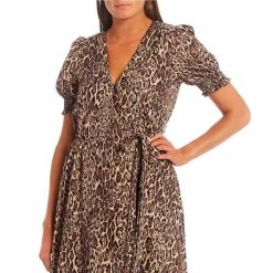 Wholesale ⭐ Alex Marie Ashlyn Cheetah Short Sleeve V-Neck Wrap 👗 Dress 🛒 -Alex Marie Shop unnamed file 1210