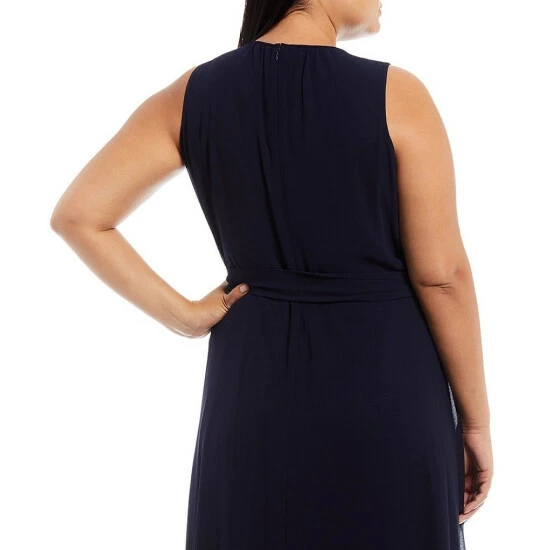 Buy 🔥 Alex Marie Plus Size Colette Sleeveless Keyhole Round Neck Maxi 👗 Dress Navy ⌛ 4 Buy 🔥 Alex Marie Plus Size Colette Sleeveless Keyhole Round Neck Maxi 👗 Dress Navy ⌛ - Image 4
