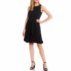 New 🔔 Alex Marie Petite Size Bethany Crew Neck Sleeveless Pleated Chiffon 👗 Dress Black ⌛